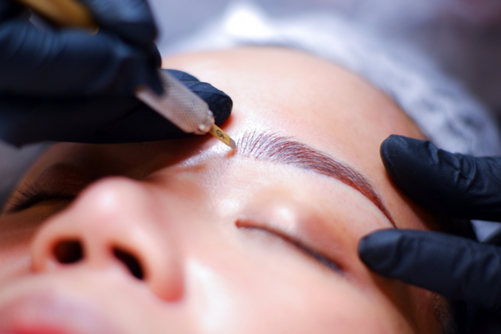 cosmetic eyebrow tattooing4